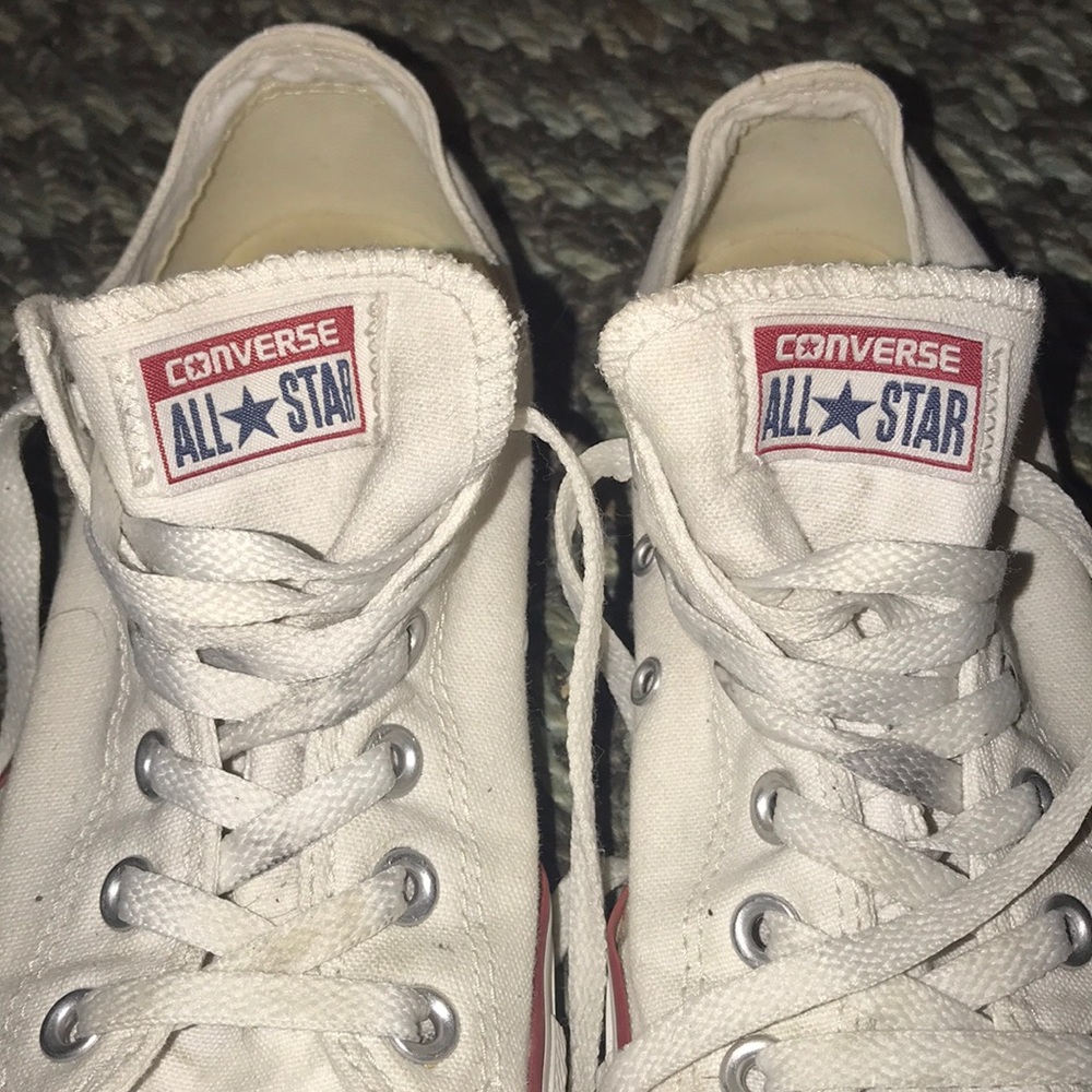 White Converse - Picture 2 of 4
